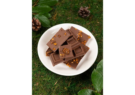 Шоколад молочный с карельской морошкой, фото , изображение 3